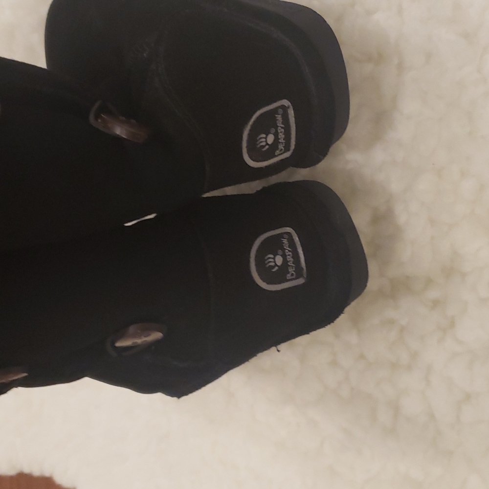 Bearpaw Boots Size 7 - image 6